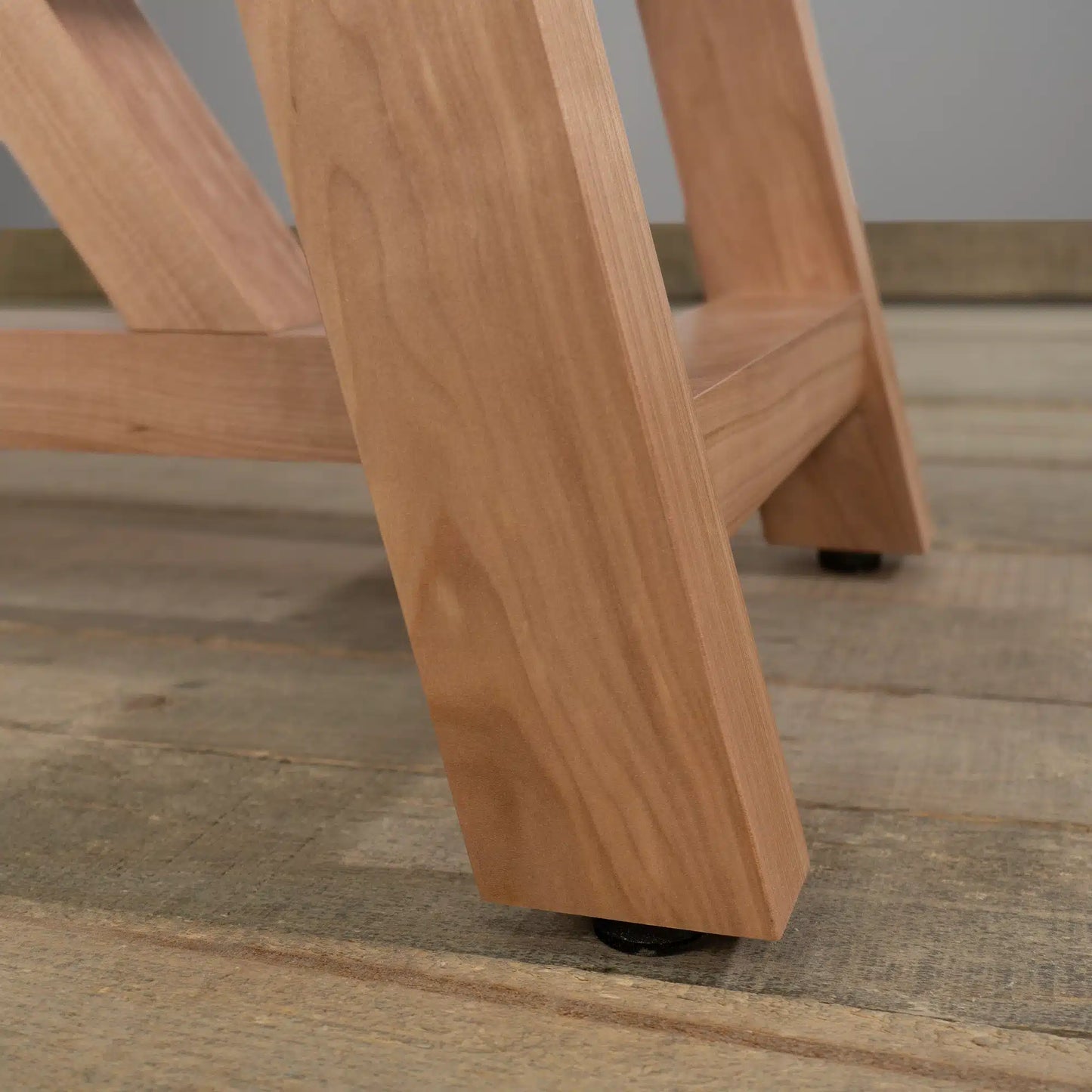 Banqueta Daiano en Madera Nativa Solida hecho en Chile