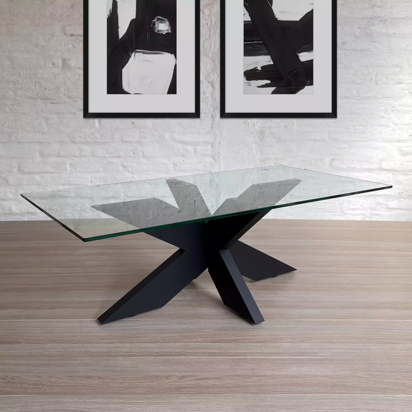 Mesa de Centro Montesilvao tope de vidrio y base en Madera Nativa Solida hecho en Chile