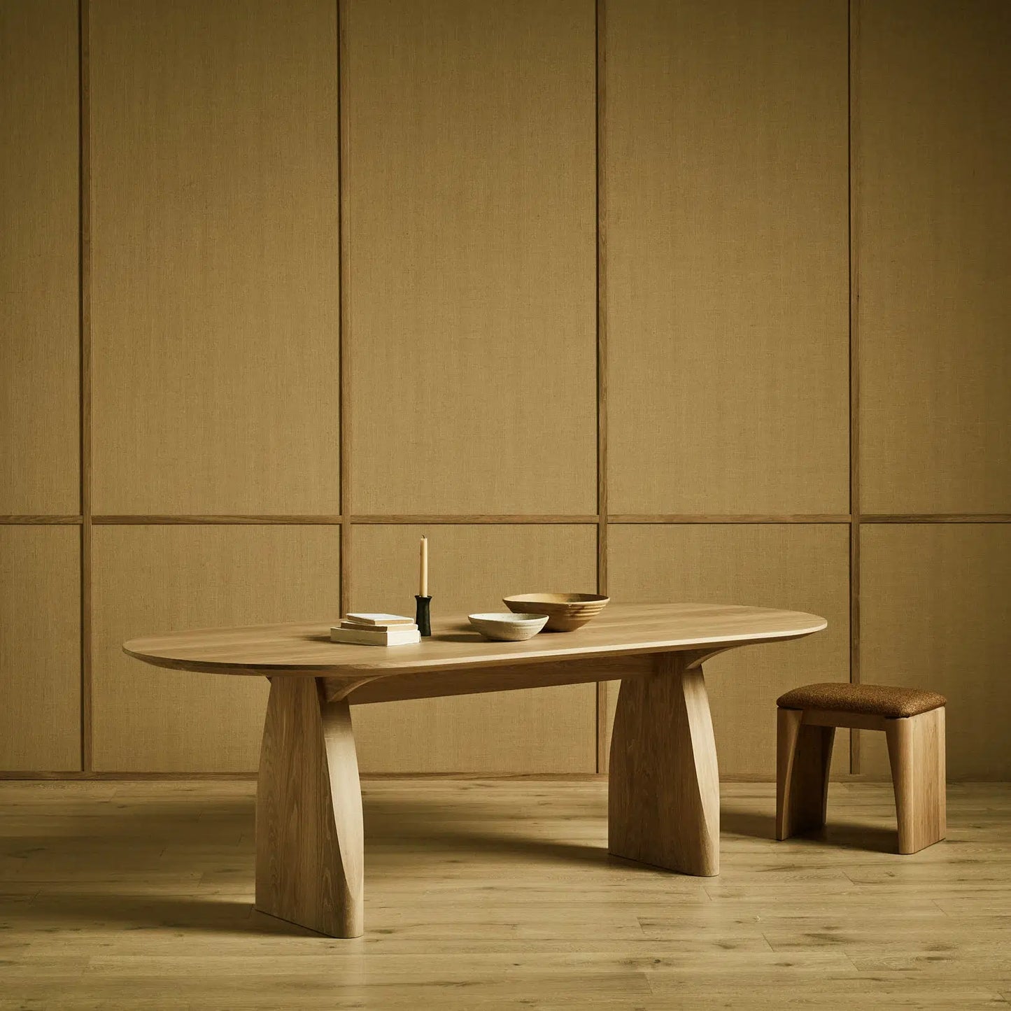 Mesa de comedor Francavilla en Madera Nativa Solida hecho en Chile