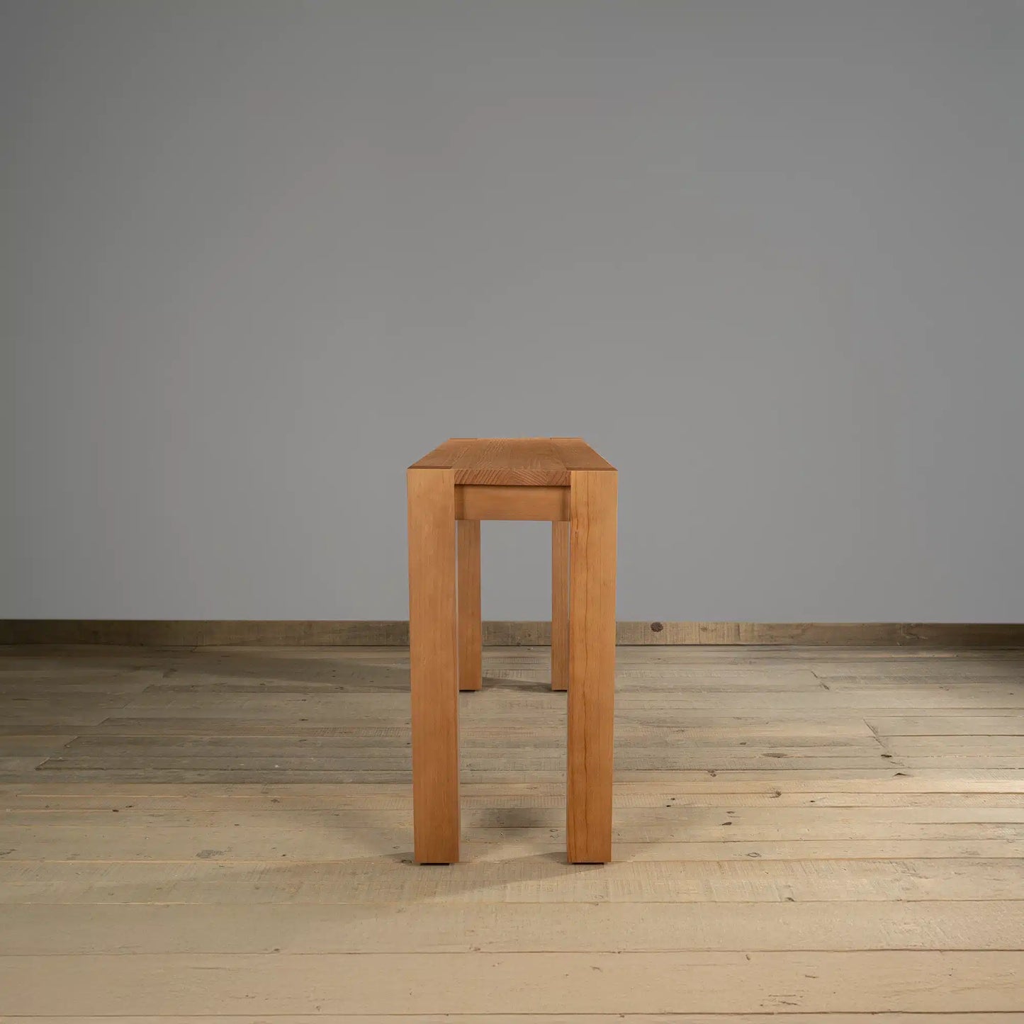 Arrimo Frosinone en Madera Nativa Solida hecho en Chile