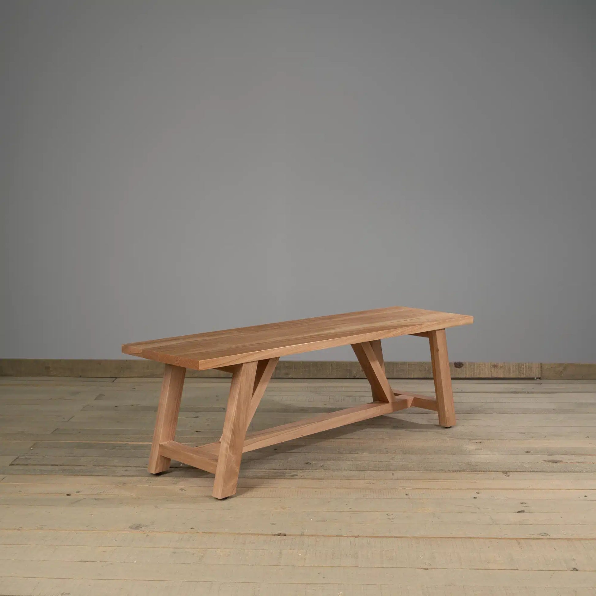 Banqueta Daiano en Madera Nativa Solida hecho en Chile