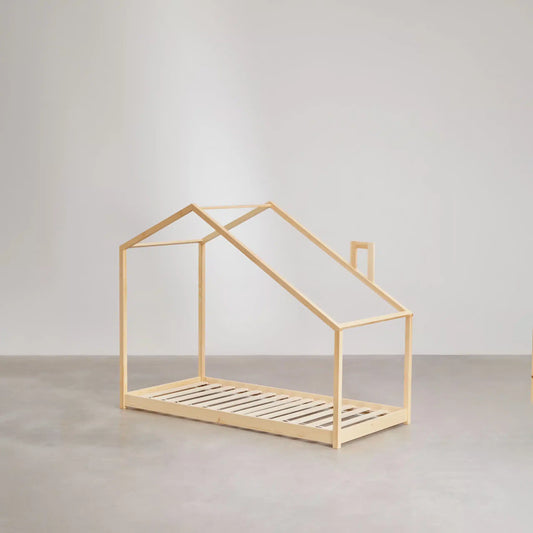 Cama Montessori Selvino de Madera Nativa Solida hecho en Chile