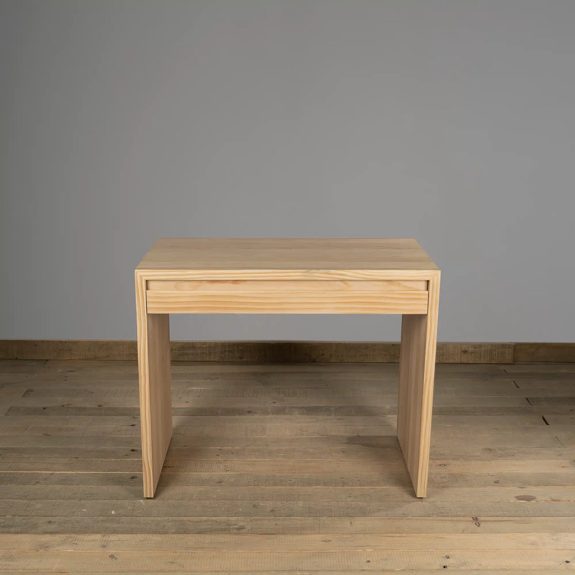 Escritorio Macerata en Madera Nativa Solida hecho en Chile