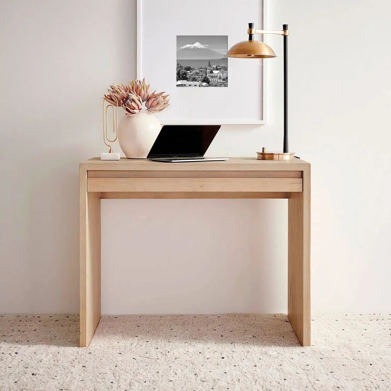 Escritorio Macerata en Madera Nativa Solida hecho en Chile