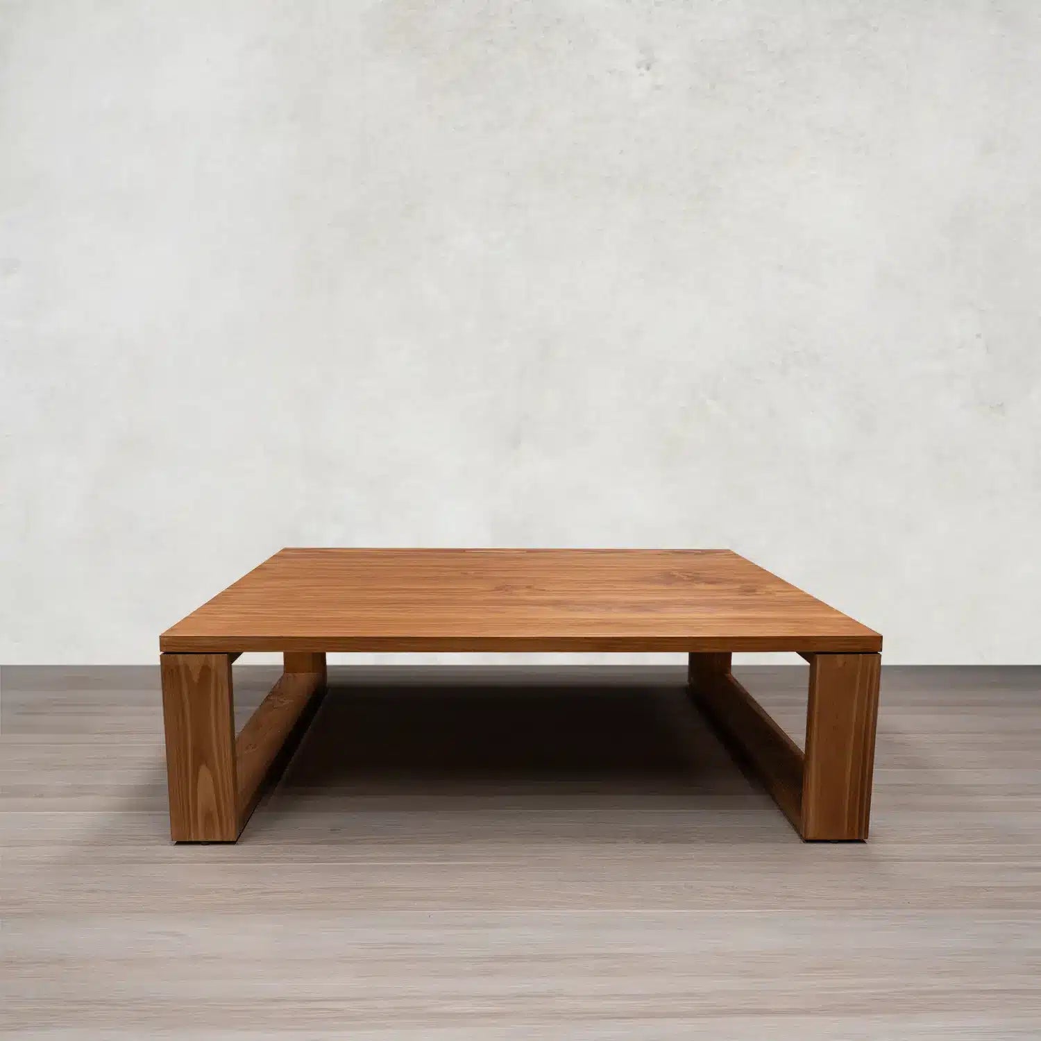 Mesa de Centro Baressa en Madera Nativa Solida hecho en Chile