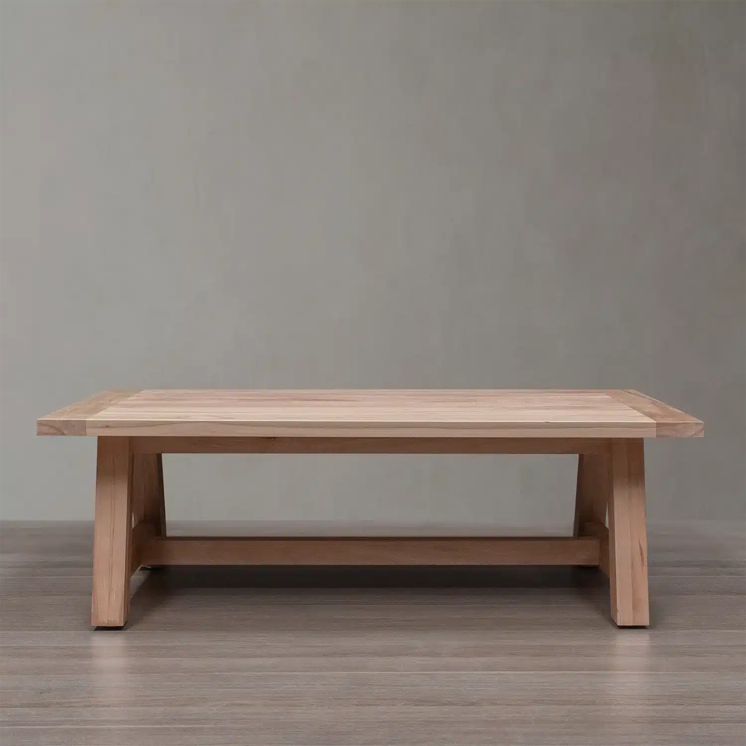 Mesa de Centro Calasetta en Madera Nativa Solida hecho en Chile