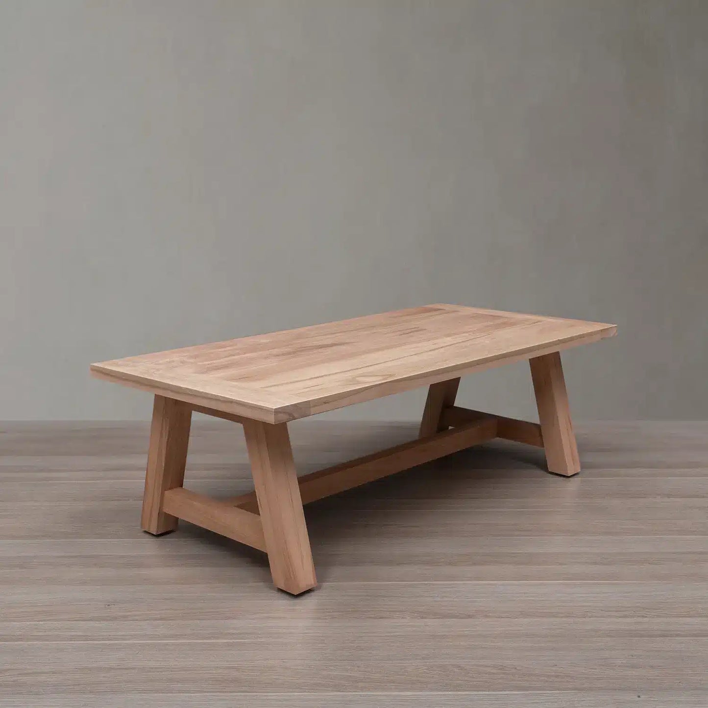 Mesa de Centro Calasetta en Madera Nativa Solida hecho en Chile