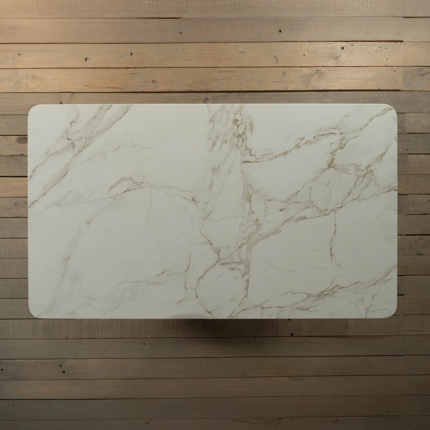 Mesa de Centro Castorano en madera nativa solida hecho en chile con Dekton