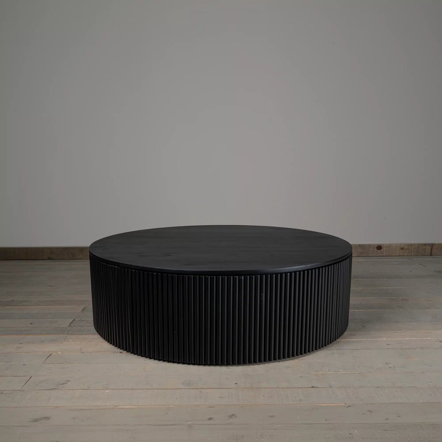 Mesa de Centro Copertino en Madera Nativa Solida hecho en Chile