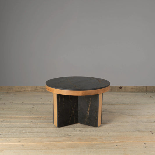 Mesa de centro giulianova en madera nativa sólida hecho en Chile con Dekton