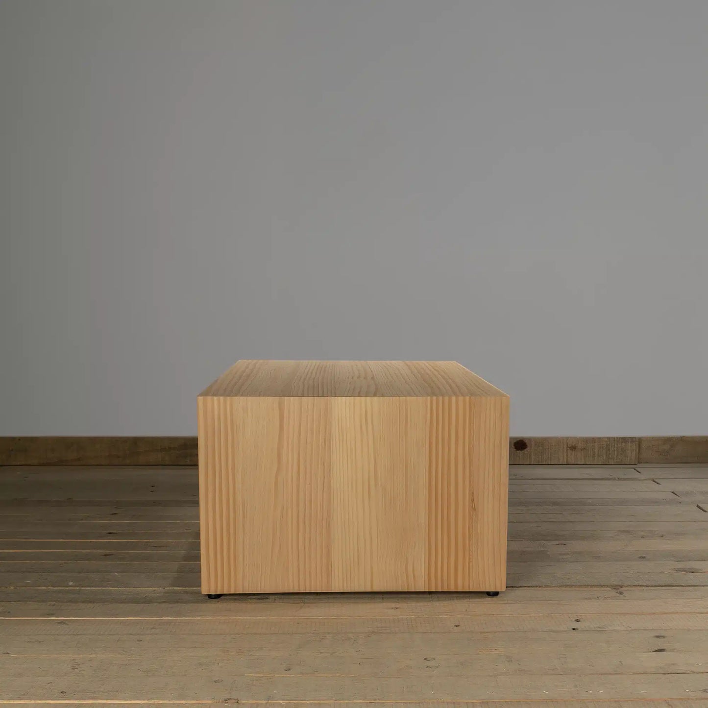 Mesa de Centro Macerata en Madera Nativa Solida hecho en Chile