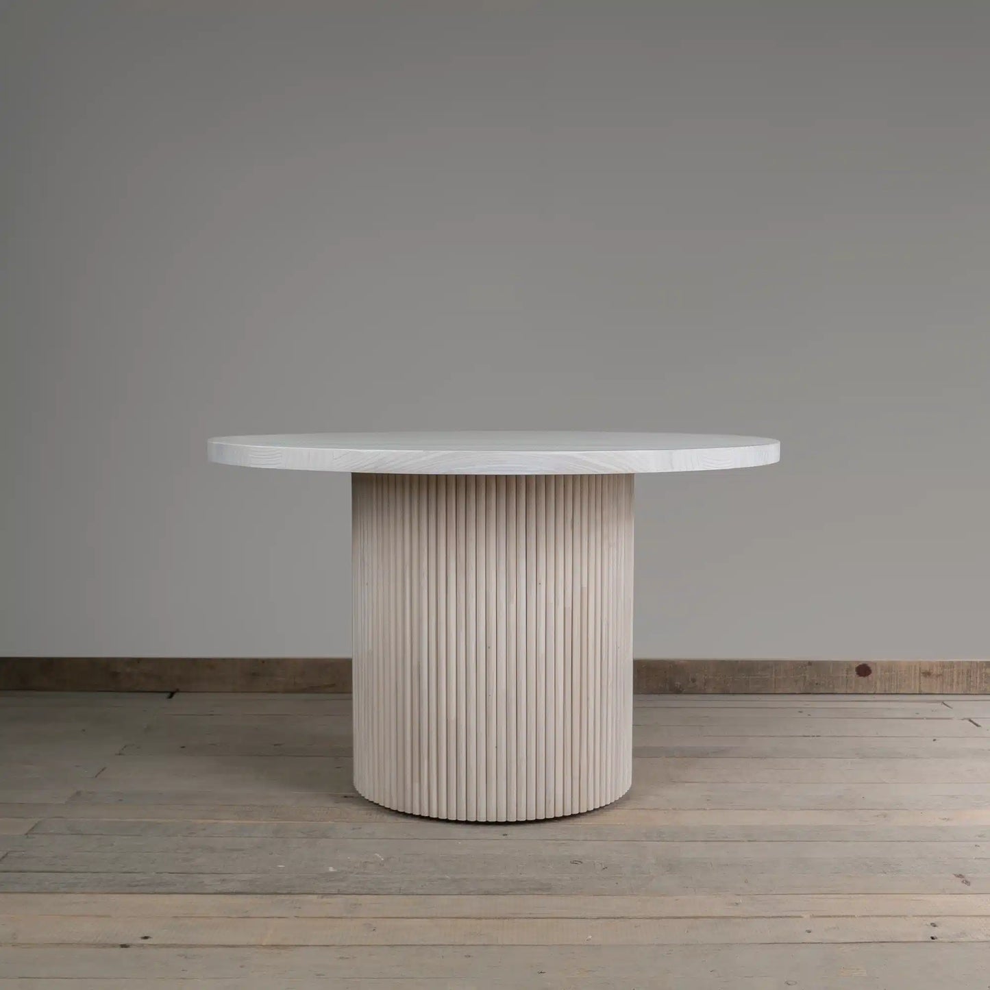 Mesa de comedor Campodoro en Madera Nativa Solida hecho en Chile