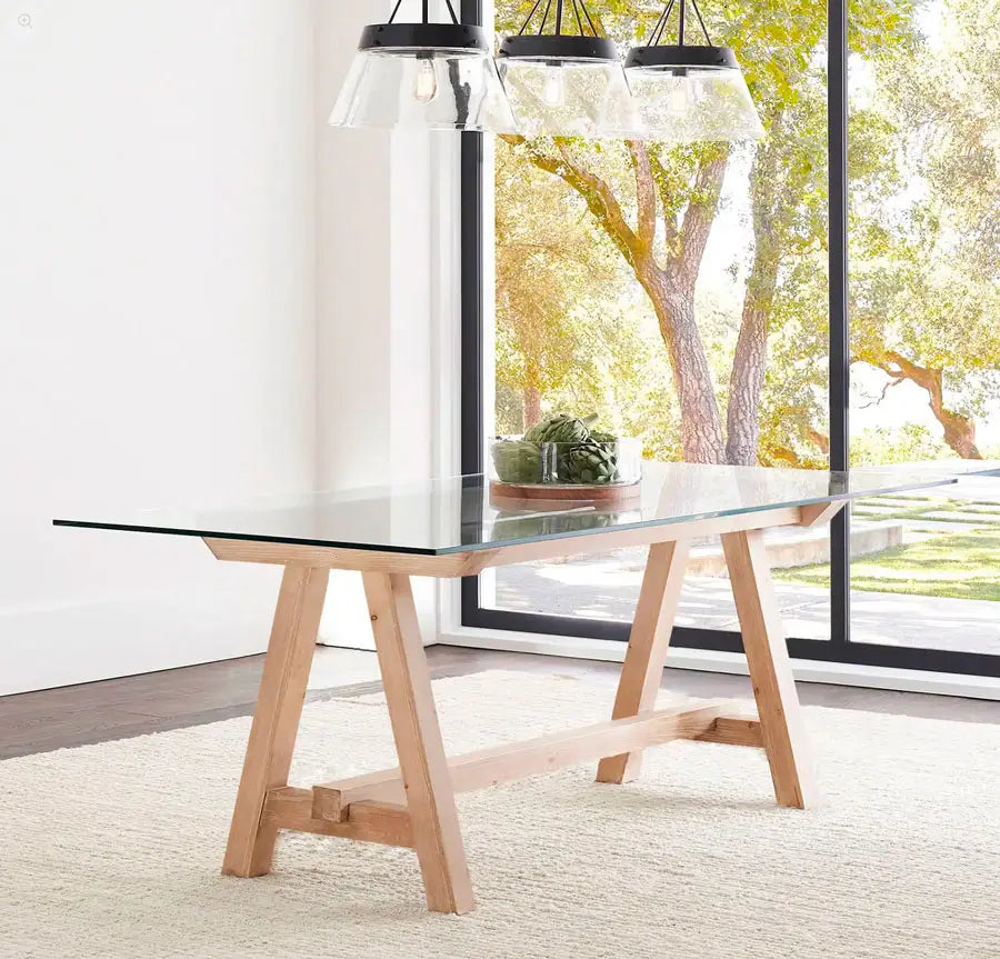 Mesa de comedor Maranello de vidrio en Madera Nativa Solida hecho en Chile