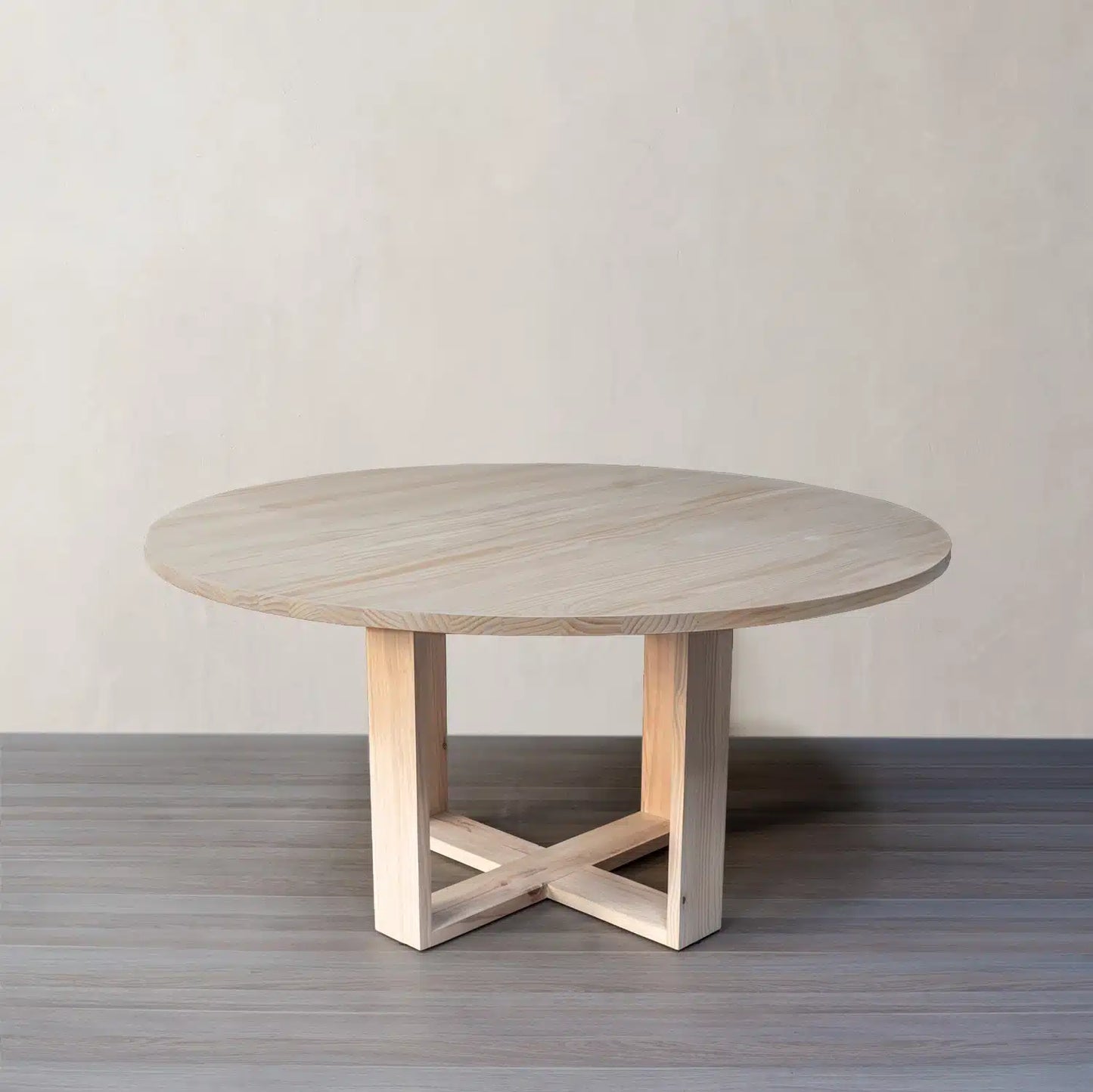 Mesa de comedor Mirabello en Madera Nativa Solida hecho en Chile