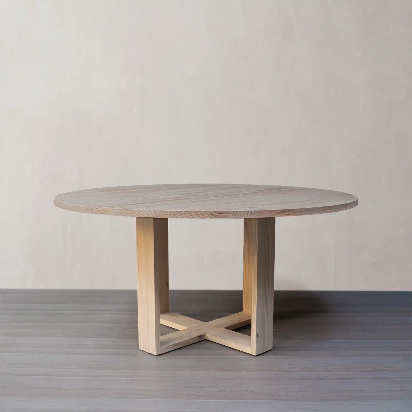 Mesa de comedor Mirabello en Madera Nativa Solida hecho en Chile