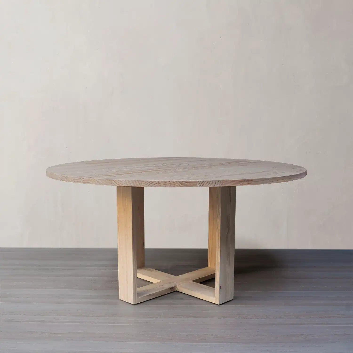 Mesa de comedor Mirabello en Madera Nativa Solida hecho en Chile
