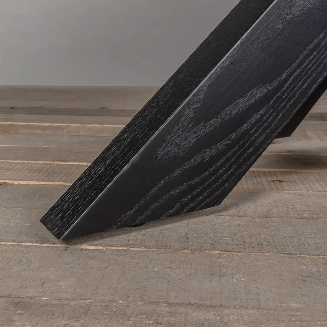 Mesa de comedor Montesilvano en Madera Nativa Solida hecho en Chile