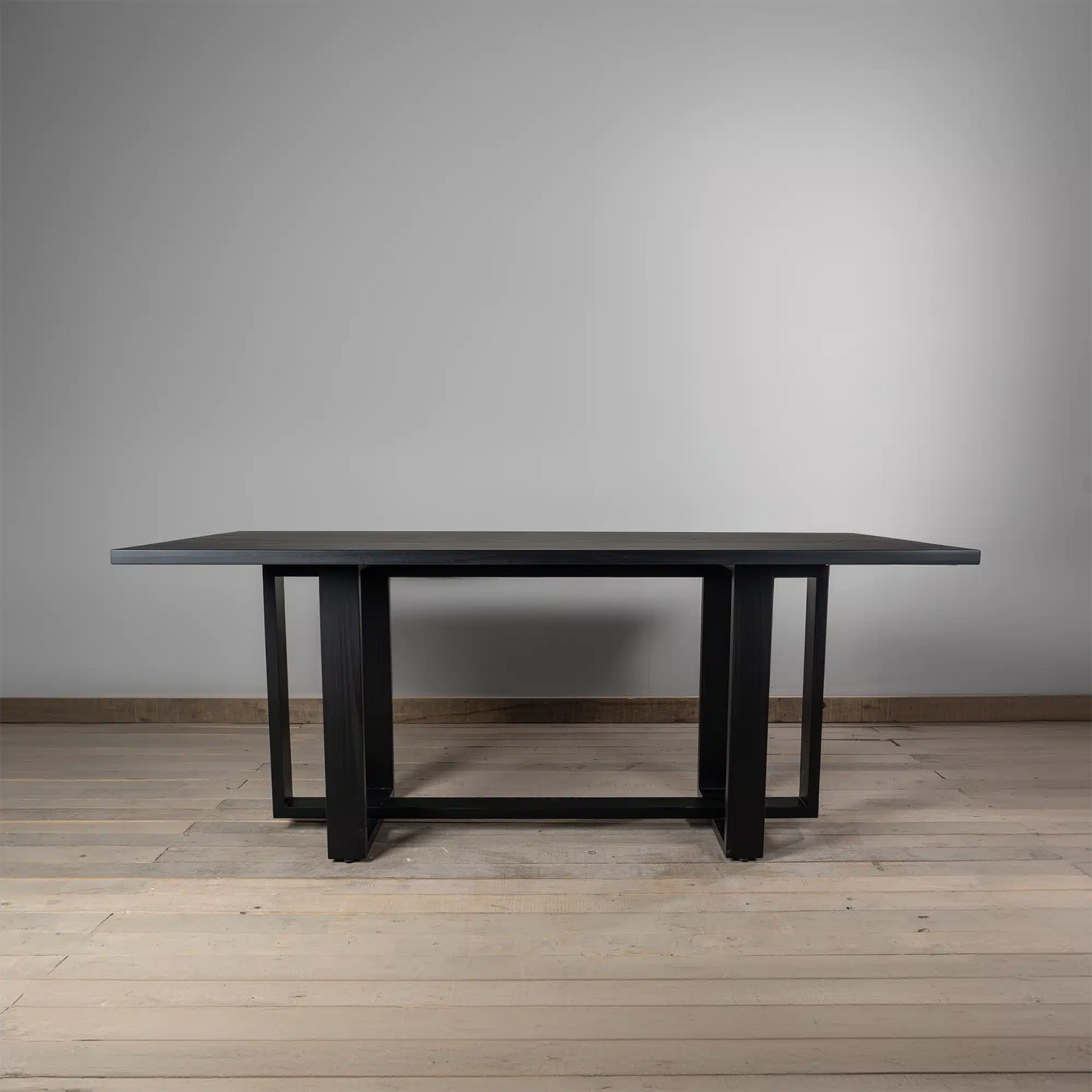 Mesa de comedor Pompeya en Madera Nativa Solida hecho en Chile