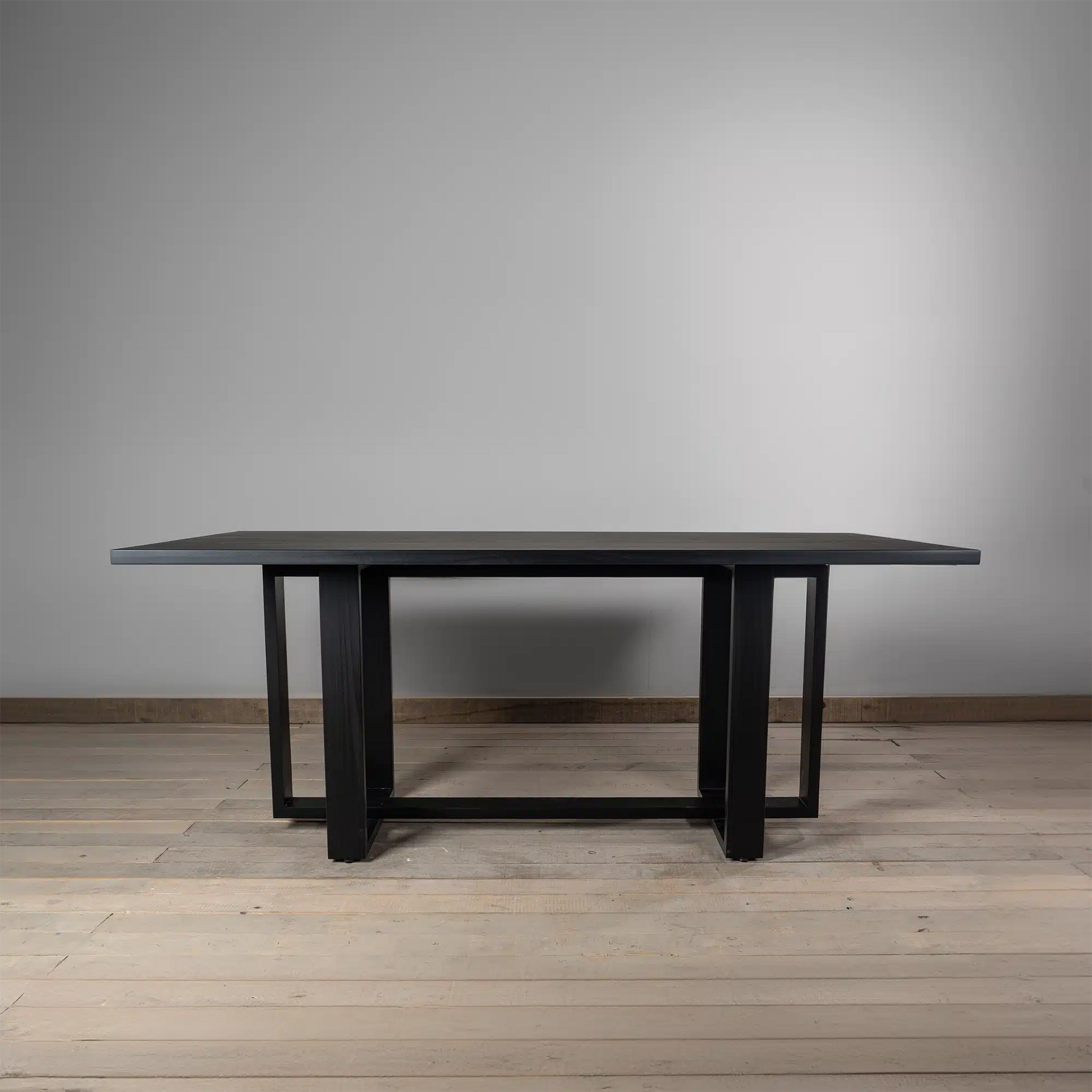 Mesa de comedor Pompeya en Madera Nativa Solida hecho en Chile