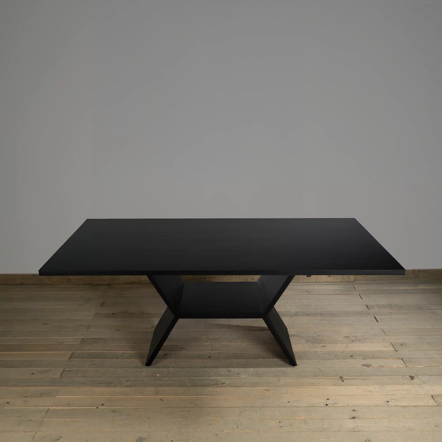 Mesa de comedor Soprana en Madera Nativa Solida hecho en Chile