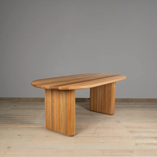 Mesa de comedor Vallerano en Madera Nativa Solida hecho en Chile