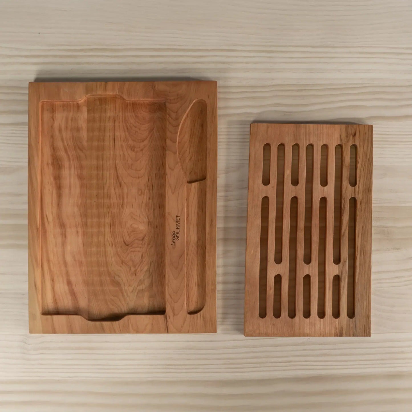 Tabla de cortar pan en Lenga Nativa hecho en Chile