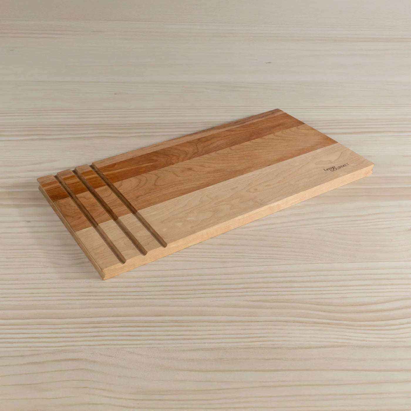 Tabla de Queso y de Verduras en Lenga Nativa hecho en Chile