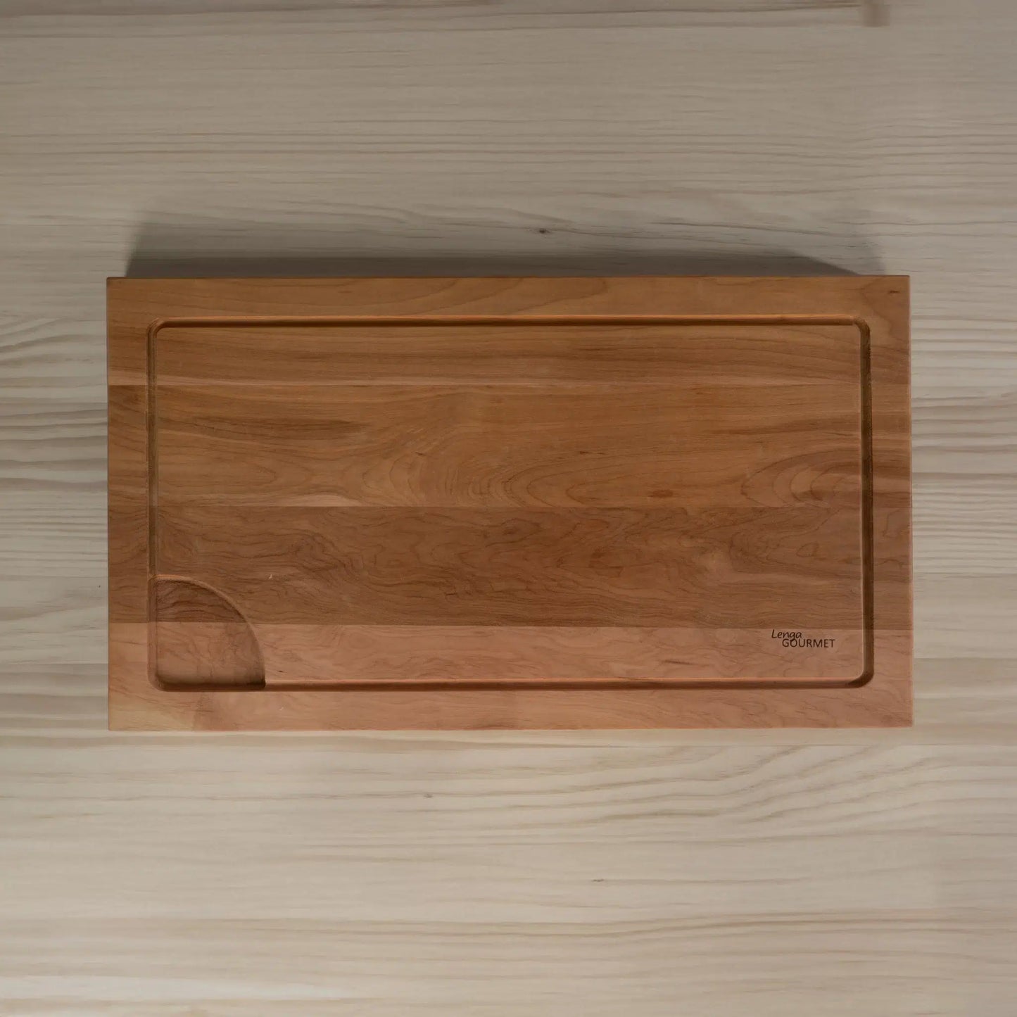 Tabla Parrillera en Lenga Nativa hecho en Chile