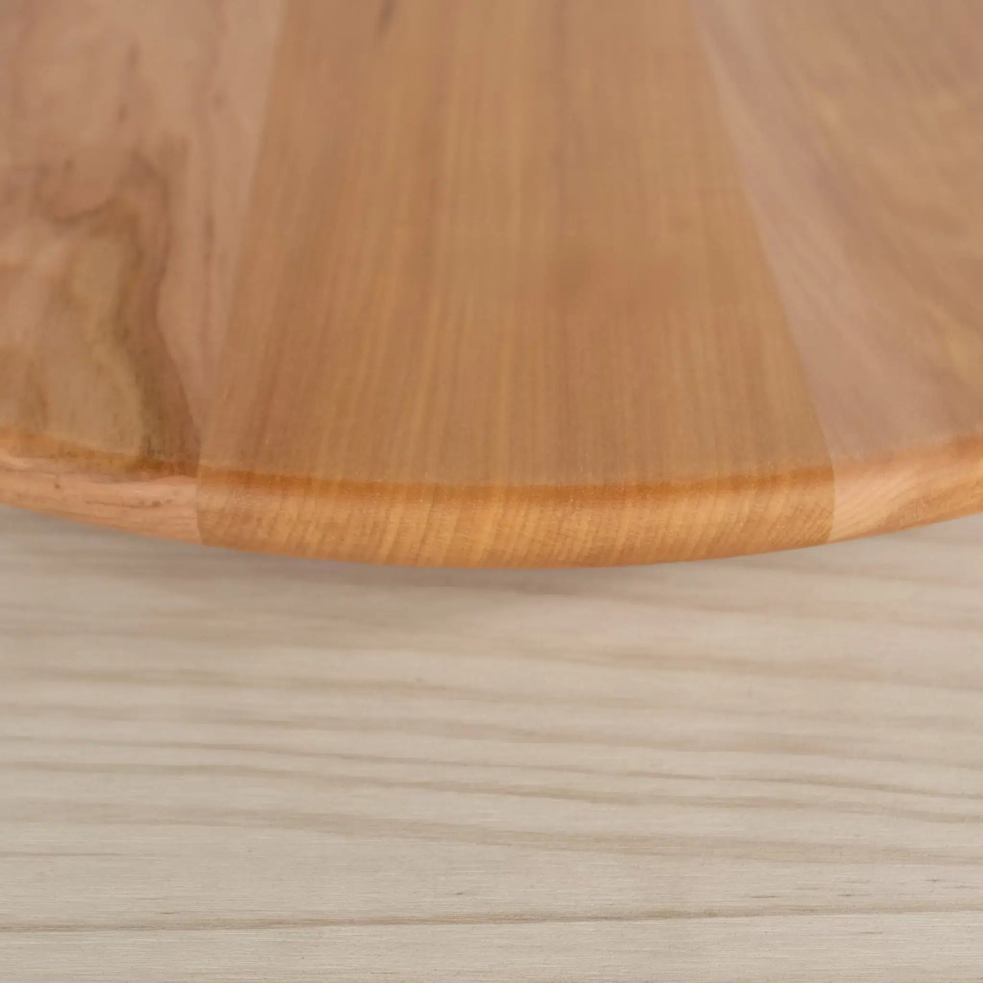 Tabla Tornamesa en Lenga Nativa hecho en Chile