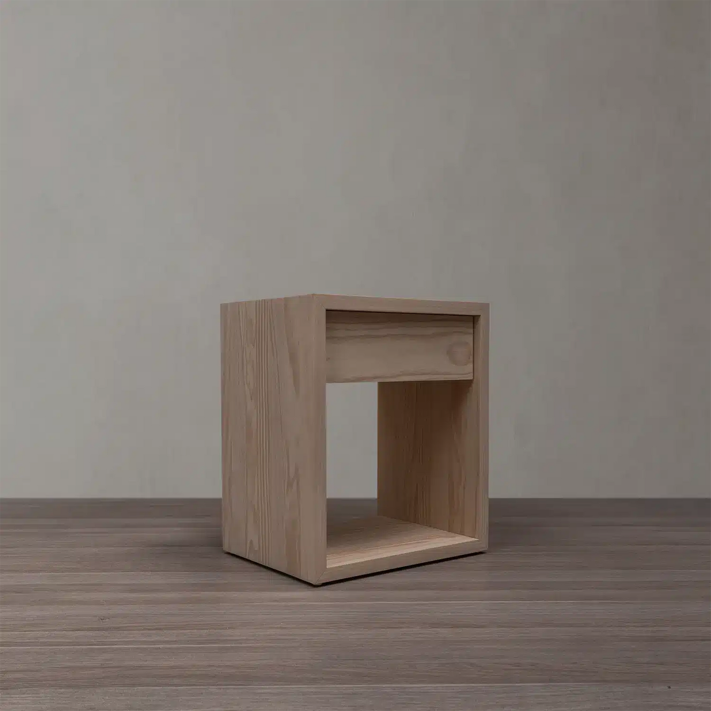 Velador Macerata en Madera Nativa Solida hecho en Chile