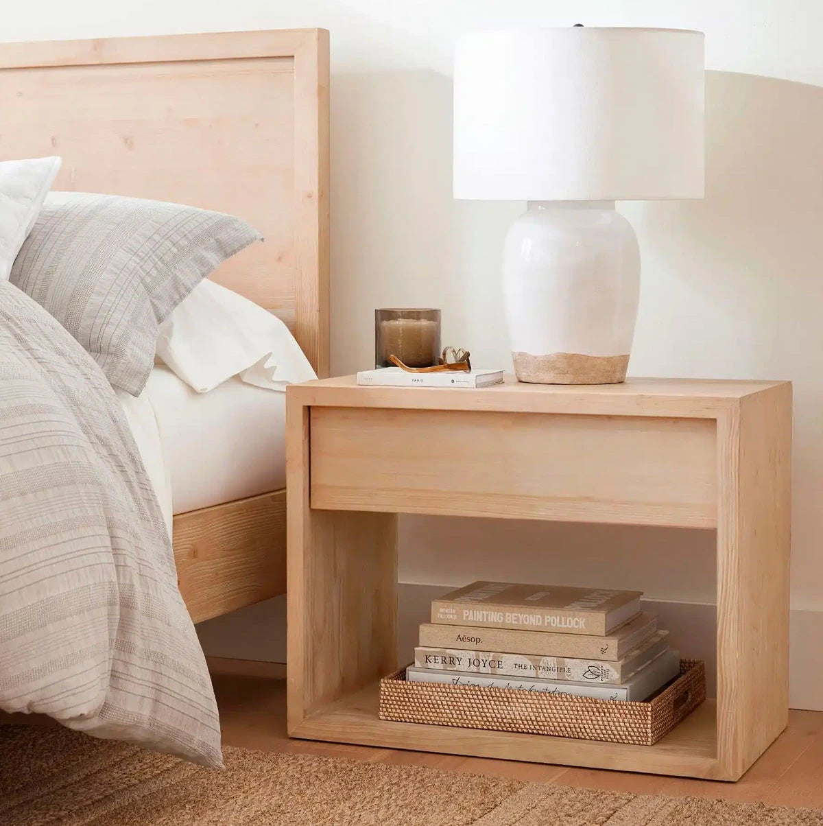 Velador Macerata en Madera Nativa Solida hecho en Chile