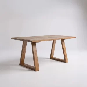 Mesa de comedor Ardara nogal oscuro
